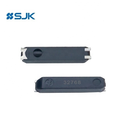 Sabit 7M 32.768KHZ SJK SMD 7015 Düzenleme Çatalı Kristal Serisi Yük Kapasitesi Cl 12.5pF