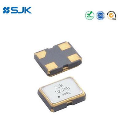 SMD 3225 RTC 32.768KHz osilatör 1.8 ~ 3.3V ± 25ppm CMOS Çıktısı Gerçek Zamanlı Saat Uygulamaları